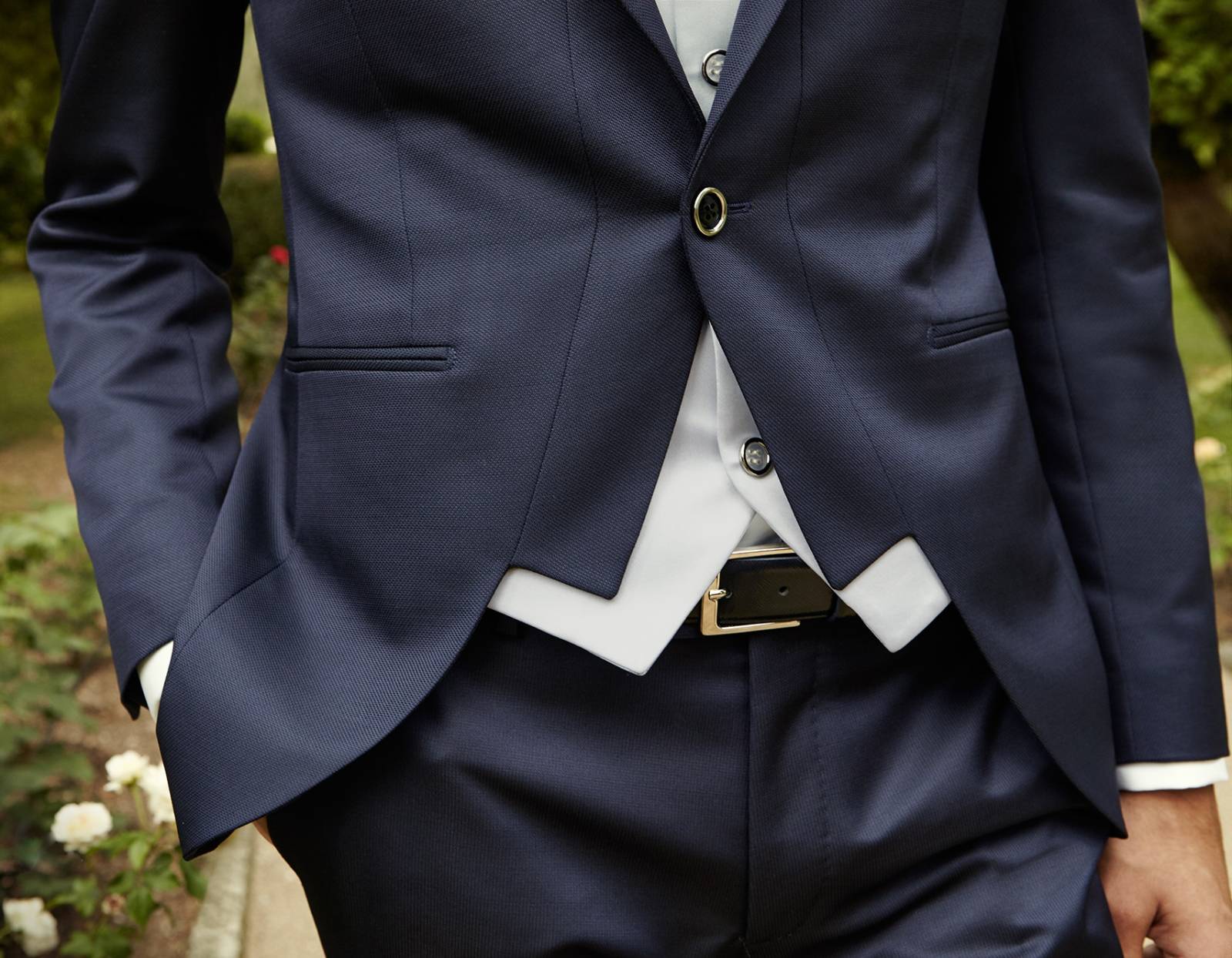 COSTUME MARIAGE BLEU MARSEILLE rue de rome