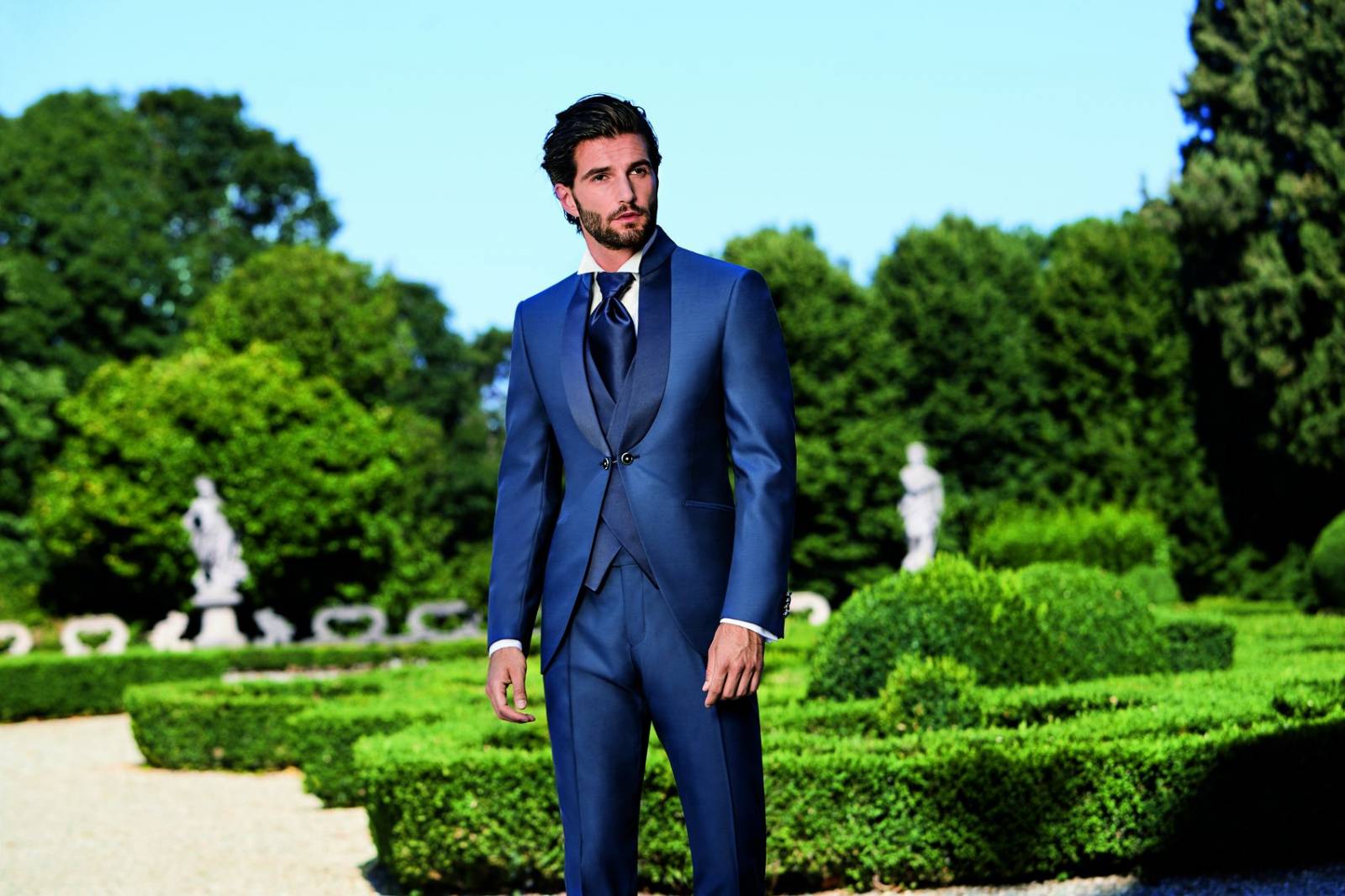 Vente de costume de mariage sur mesure Luigi Bianchi proche Avignon Vaucluse