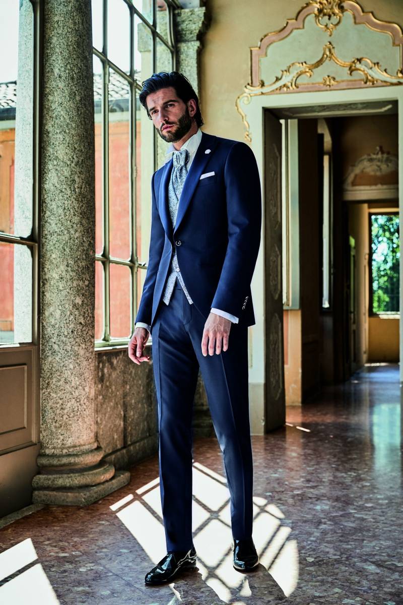 marseille en provence COSTUME DE MARIÉ BLEU ET GILET BLEU CIEL MARSEILLE