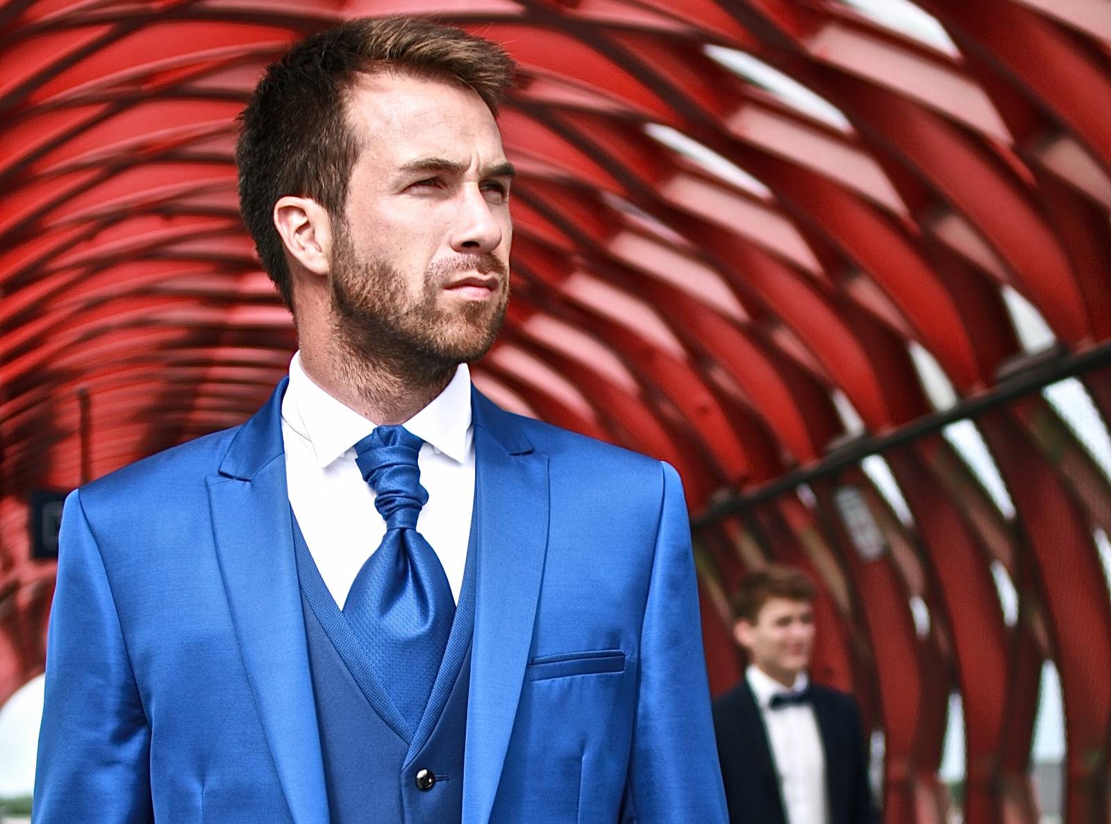 costume bleu 3 pièces pour le marié marseille