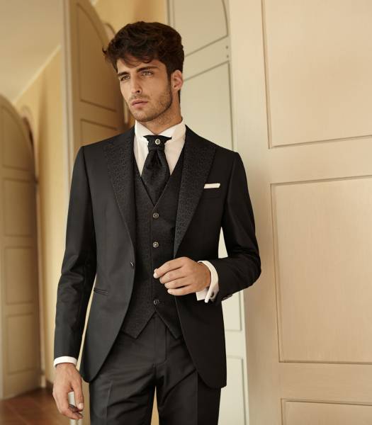 costume noir de mariage marseille rue de rome 13007 et 13006