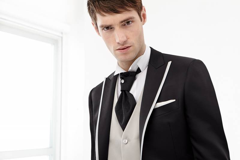 robes de mariée  et costumes cérémonie marseille