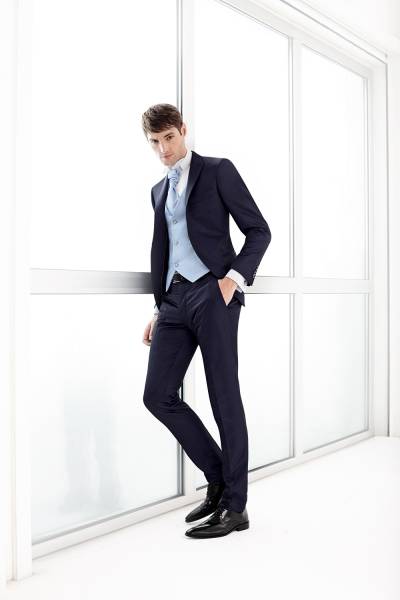 costumes mariage bleu marine et ciel sur marseille