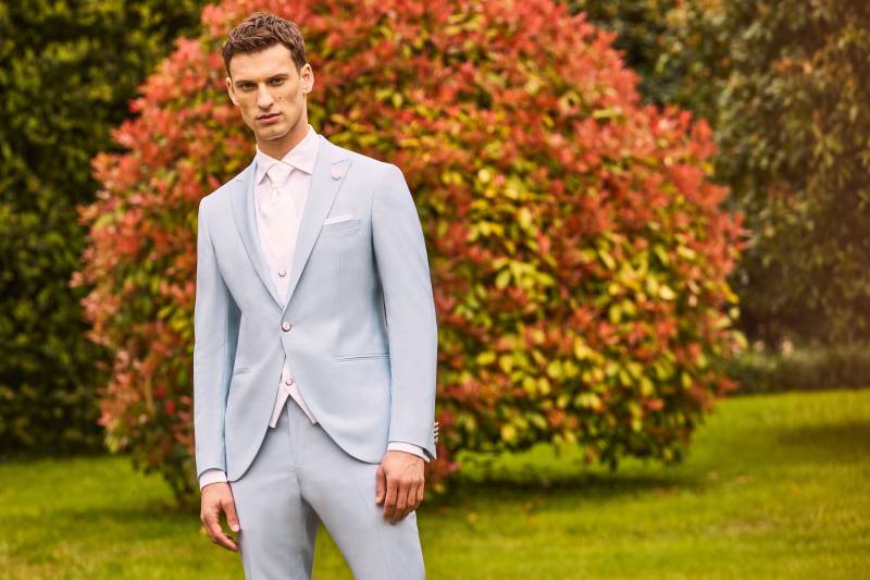 Ou acheter son costume de mariage bleu ciel style cérémonie sur Marseille ?