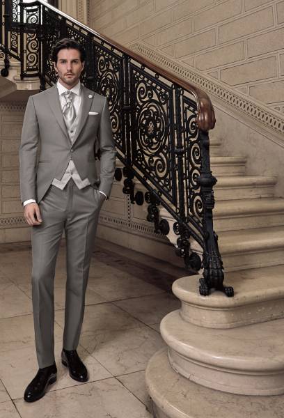 MAGASIN MARIAGE marseille boutique de costume de mariage italien gris clair sur marseille