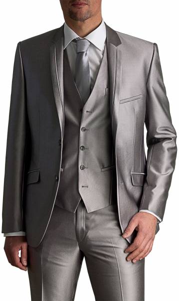 costumes de marié aix en provence et saint mitre les remparts