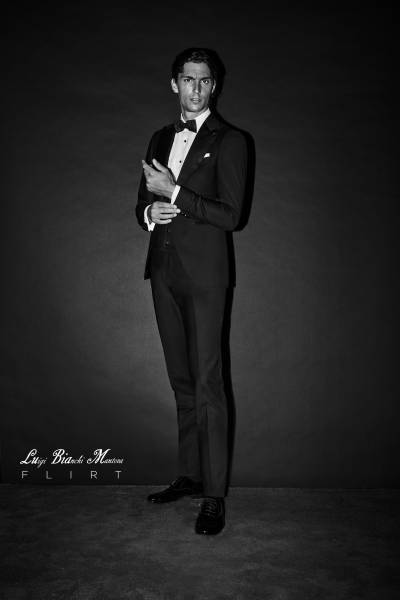 SMOKING NOIR DE MARIAGE A MARSEILLE