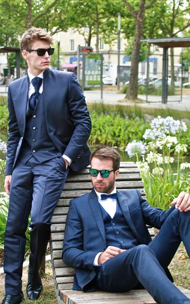 COSTUME et   MARIE MARIAGE centre VILLE MARSEILLE 13011