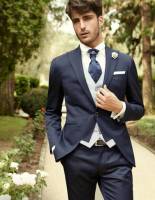 Notre zone d'activité pour ce service Costume italien Luigi Bianchi col mao pour votre mariage